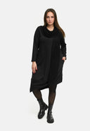 Gúna 'Lunet' – nua-aimseartha, galánta & le dearadh láidir carachtair