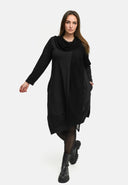 Gúna 'Lunet' – nua-aimseartha, galánta & le dearadh láidir carachtair