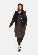 'Amira' chaleco – denim oscuro, casual y con elasticidad