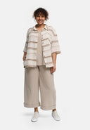 Bluzka 'Avina' – przewiewna, naturalna i łatwa do łączenia