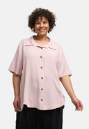 Blusa 'Zaya' – arejada, feminina e elegantemente descontraída