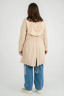 'Livia' Übergangs-Parka – weich, detailverliebt & modern