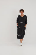 Sukienka midi 'Saria' – czysta, wygodna i naturalna