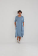 'Alina' kjole – A-linje, blød & med snøre-detaljer